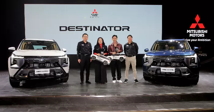 Pemilik awal Mitsubishi Destinator Shabrina & Fajar Idol