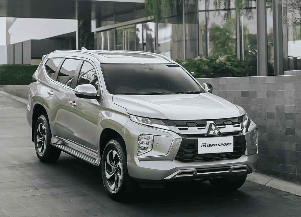 Tampilan luar Mitsubishi Pajero Sport di dealer Mitsubishi Tebet