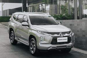 Tampilan luar Mitsubishi Pajero Sport di dealer Mitsubishi Tebet