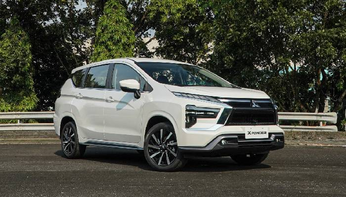 Xpander Facelift 2025 unggul vs Veloz, Avanza, Ertiga di Mitsubishi Tebet